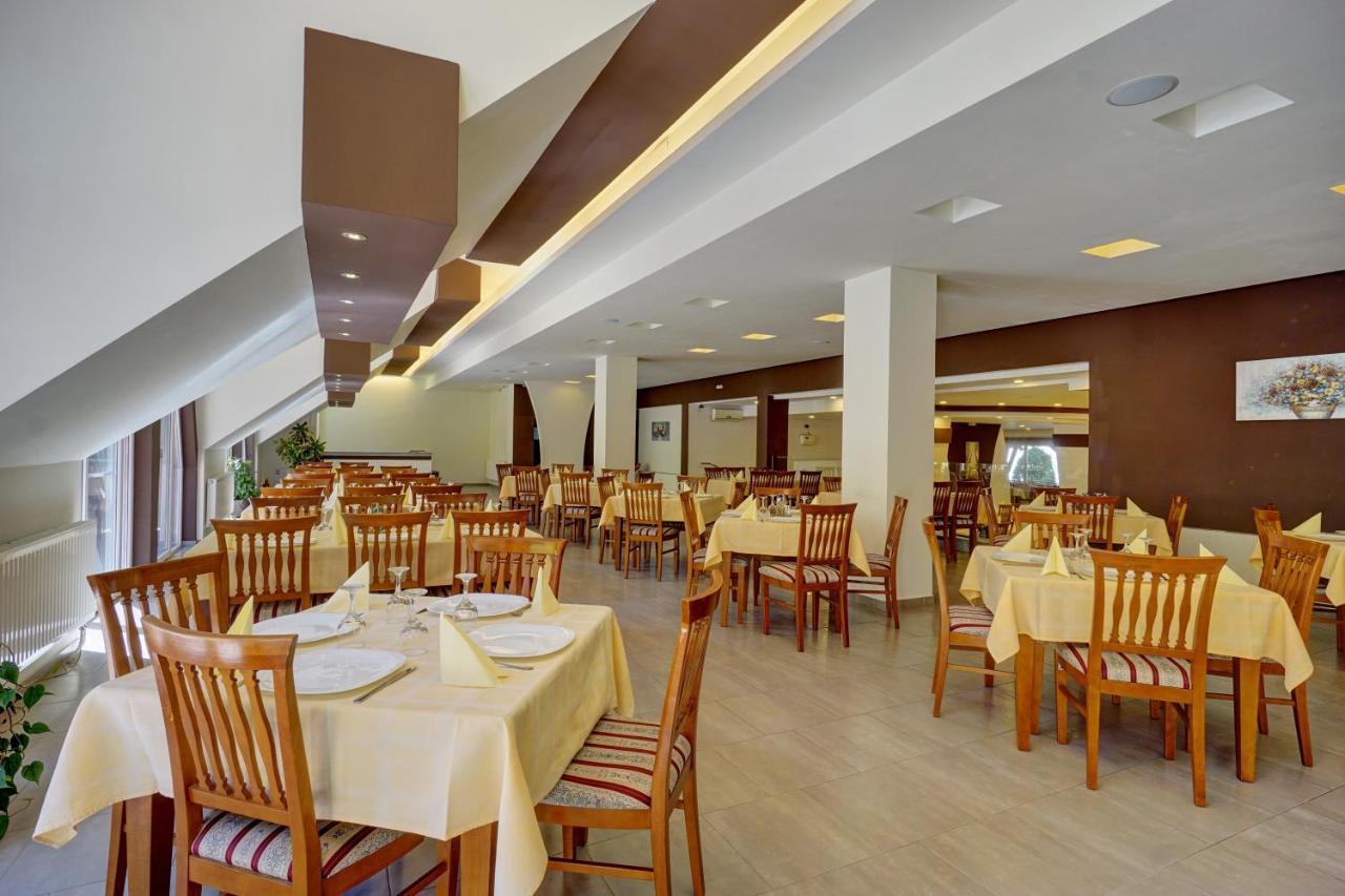 Hotel Ciucas BaileTusnad Ngoại thất bức ảnh